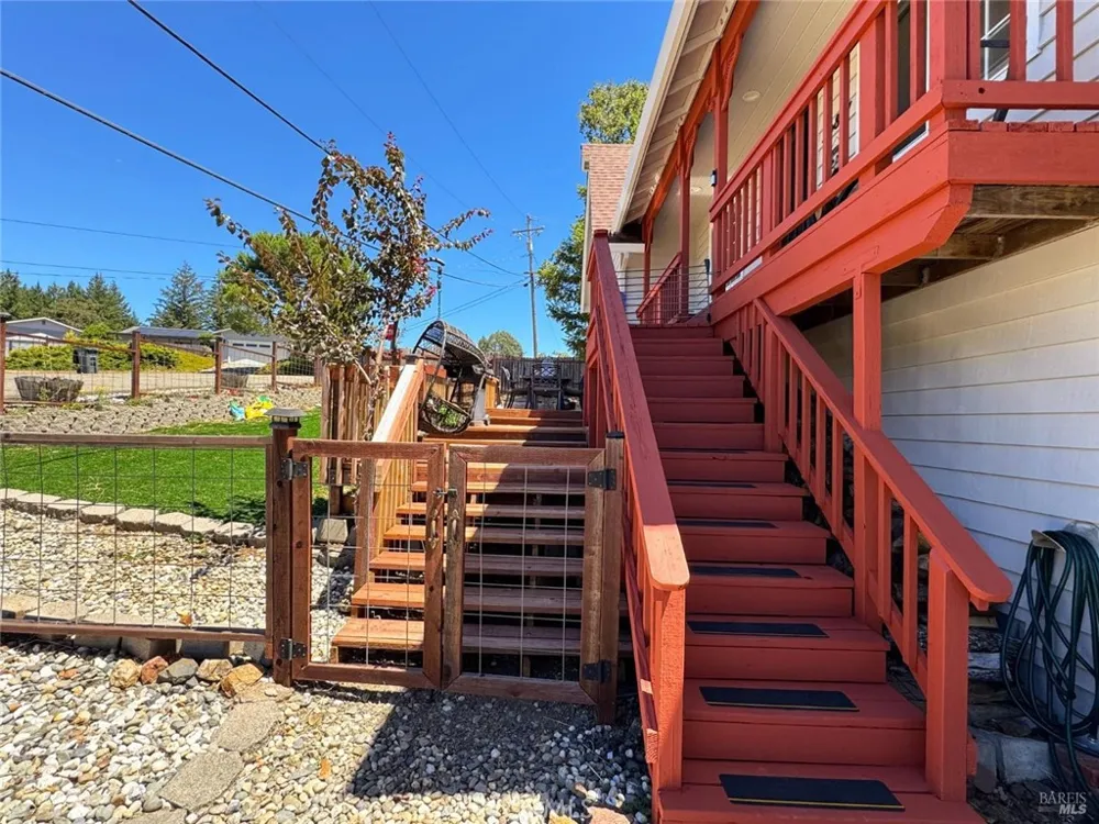 26851 Hawk Drive Willits, CA 95490