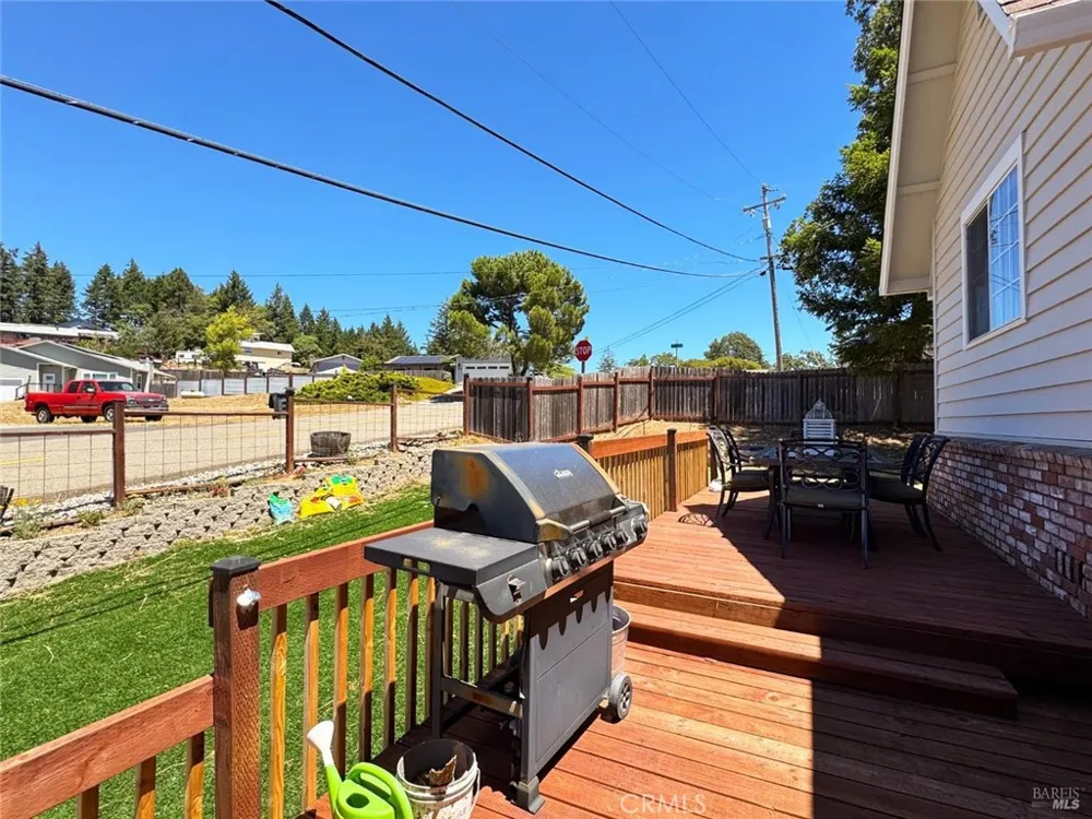 26851 Hawk Drive Willits, CA 95490