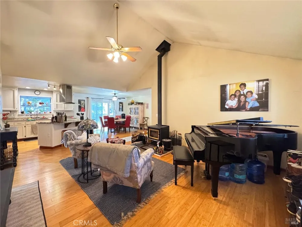 26851 Hawk Drive Willits, CA 95490