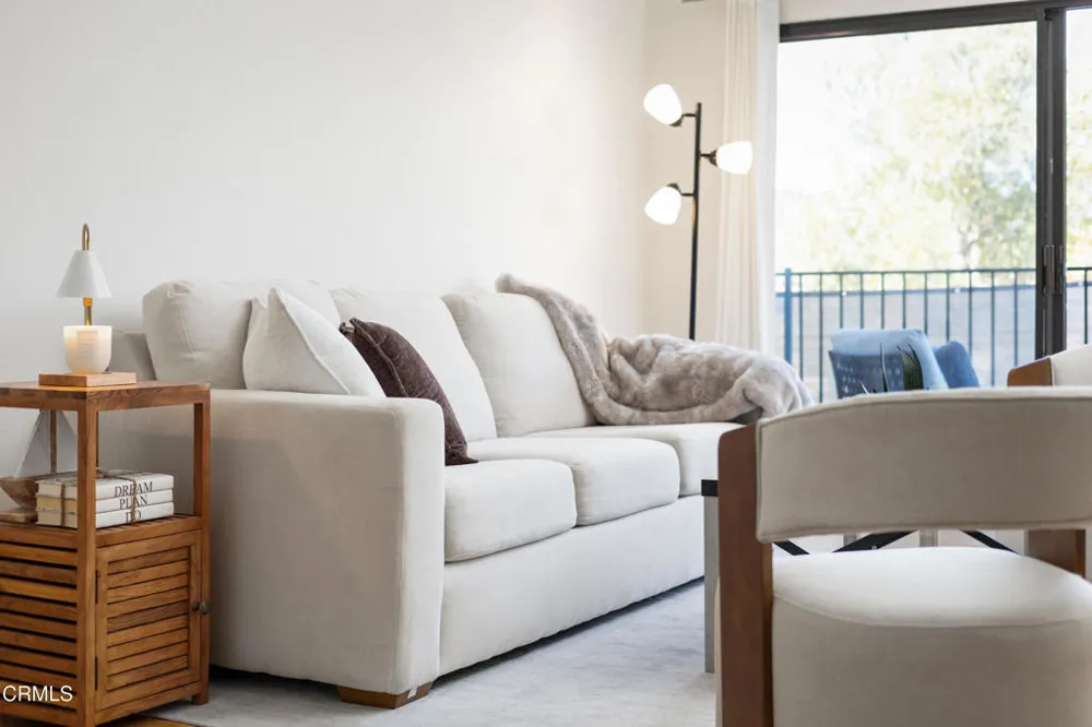 976 Miramonte Drive #4 Santa Barbara, CA 93109