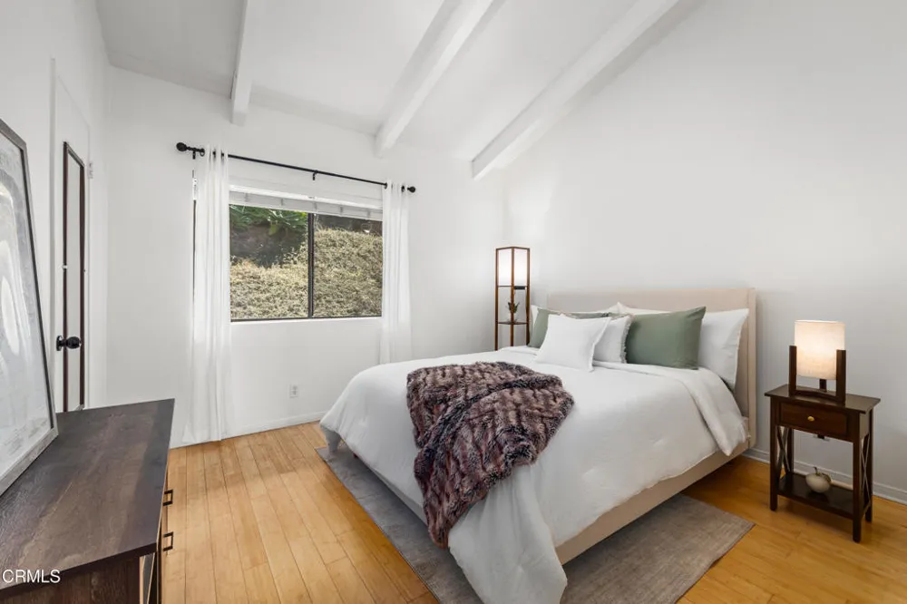 976 Miramonte Drive #4 Santa Barbara, CA 93109