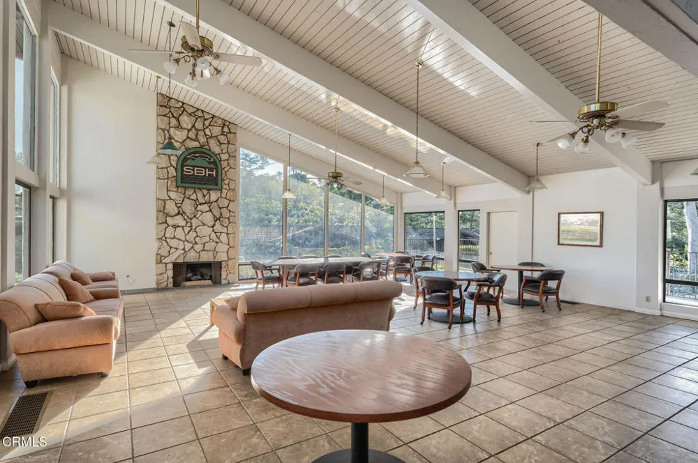 976 Miramonte Drive #4 Santa Barbara, CA 93109