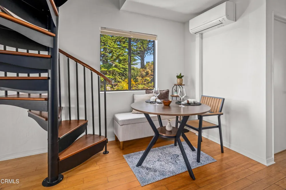 976 Miramonte Drive #4 Santa Barbara, CA 93109