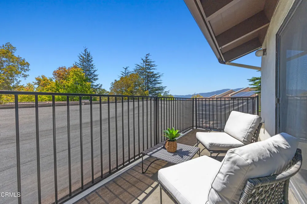 976 Miramonte Drive #4 Santa Barbara, CA 93109