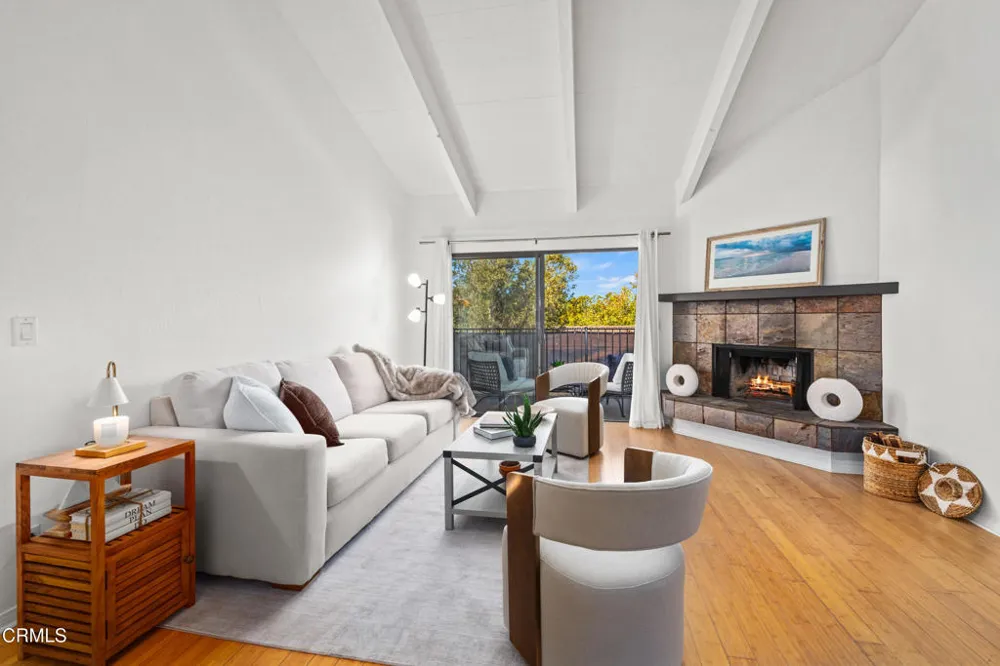 976 Miramonte Drive #4 Santa Barbara, CA 93109