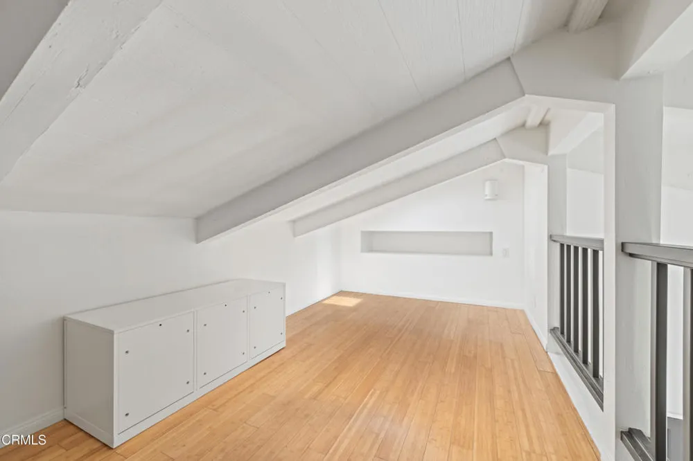 976 Miramonte Drive #4 Santa Barbara, CA 93109