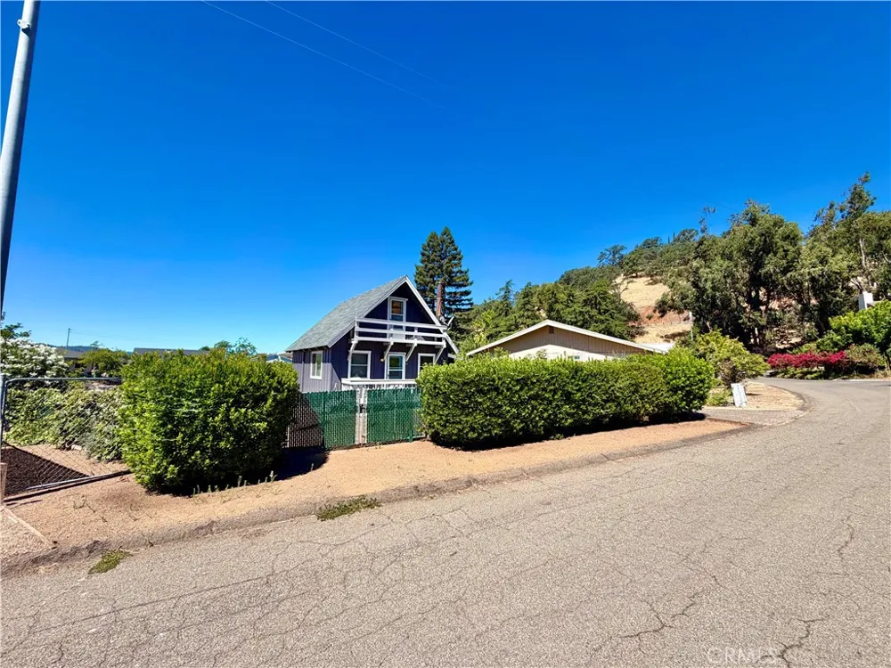 7775 Richard Drive Lucerne, CA 95458