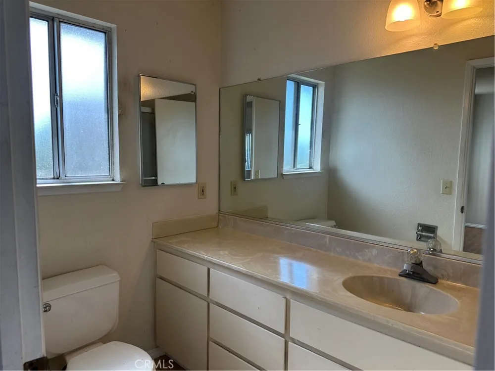 7172 Plumas Nice, CA 95464