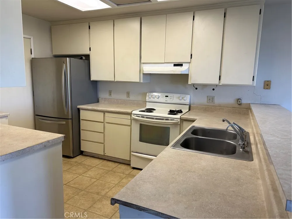 7172 Plumas Nice, CA 95464