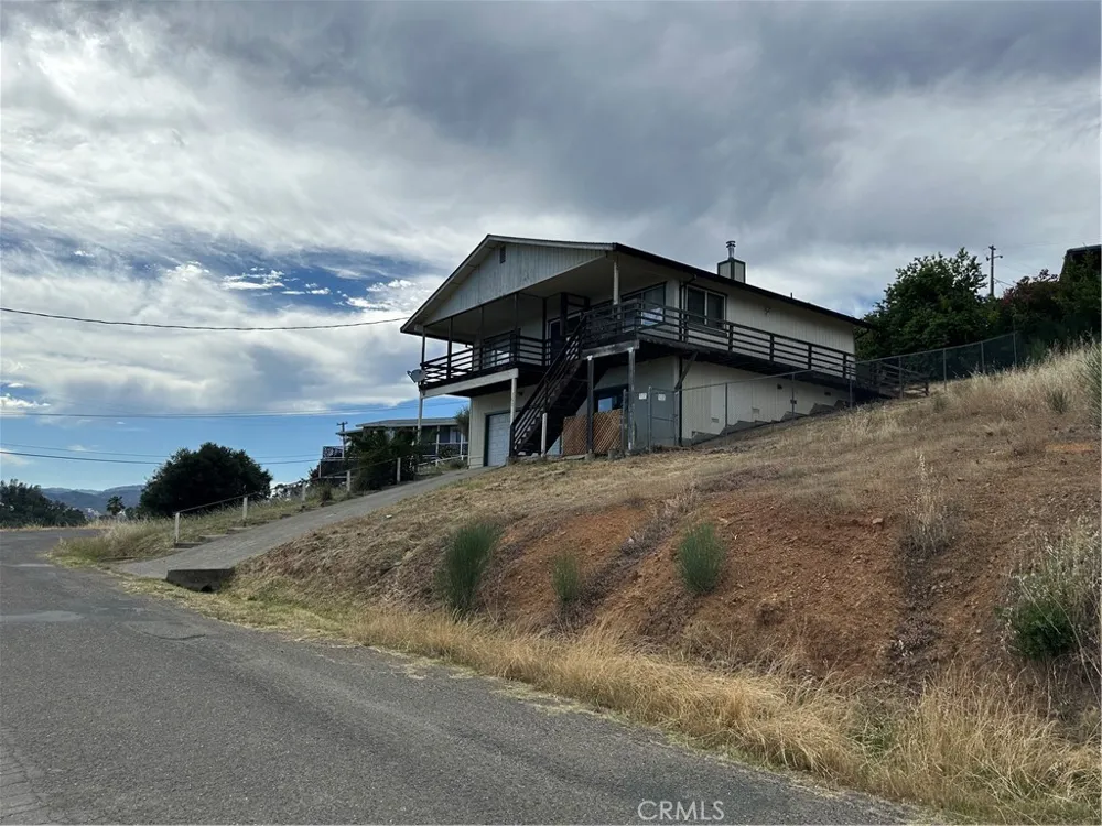 7172 Plumas Nice, CA 95464