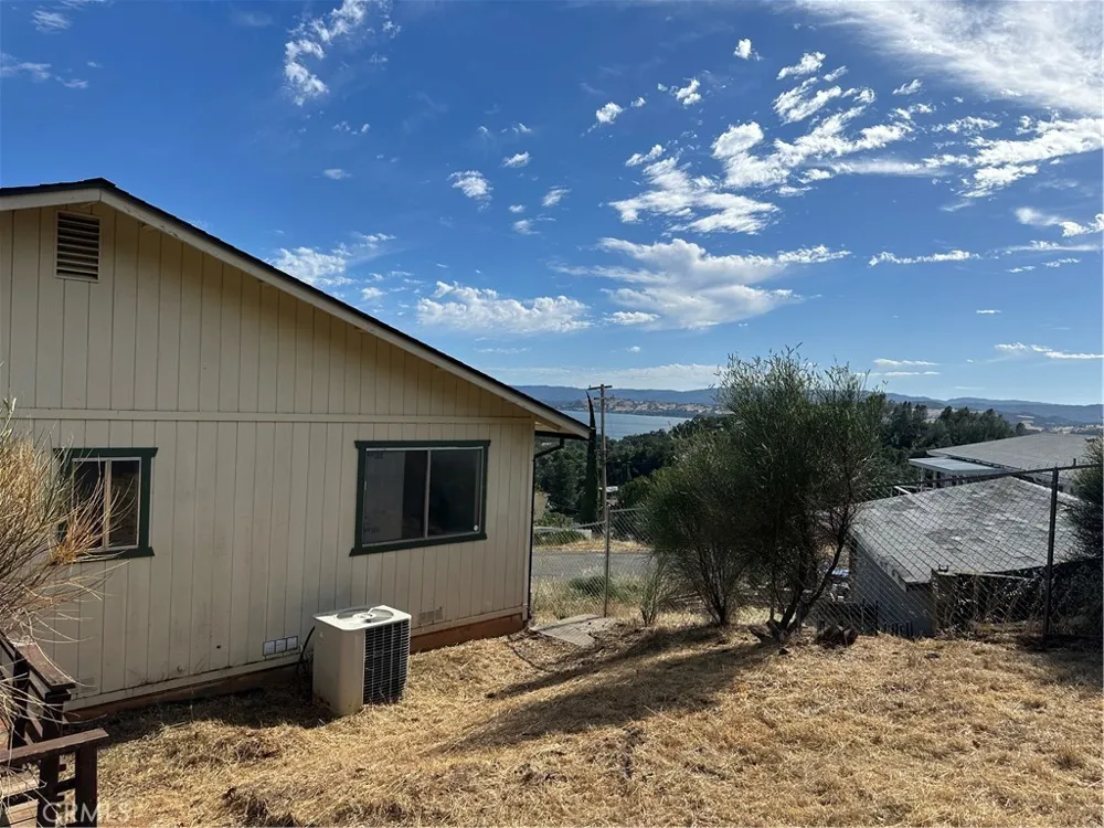 7172 Plumas Nice, CA 95464
