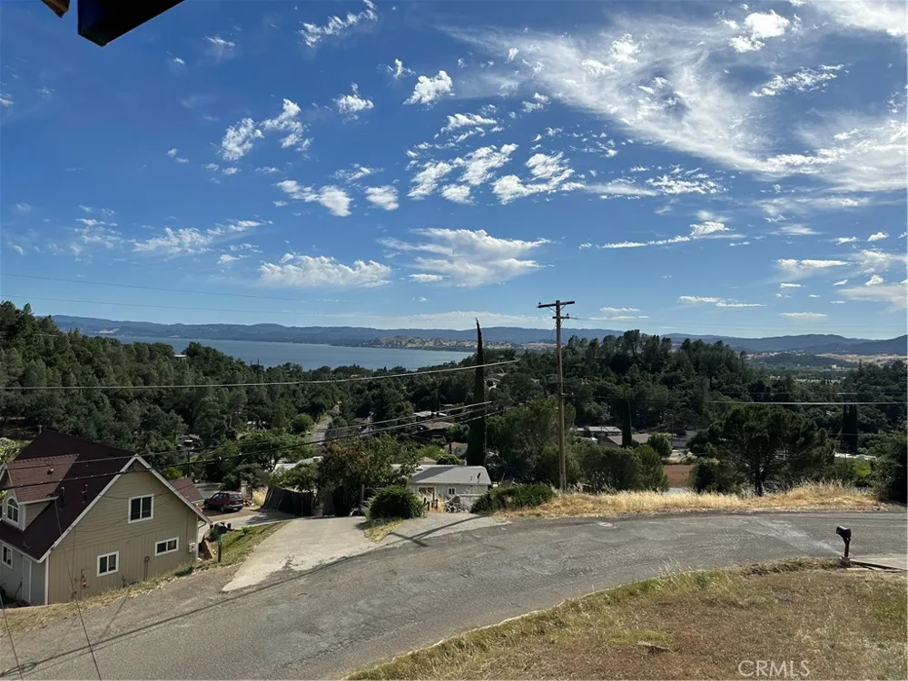 7172 Plumas Nice, CA 95464