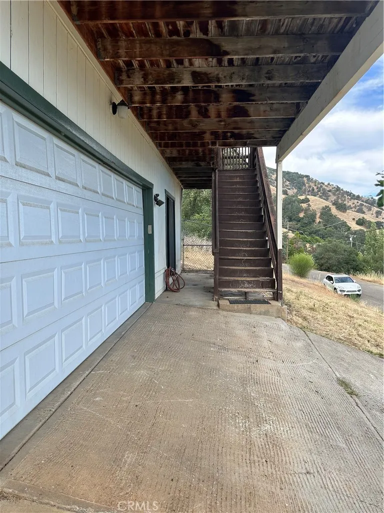 7172 Plumas Nice, CA 95464