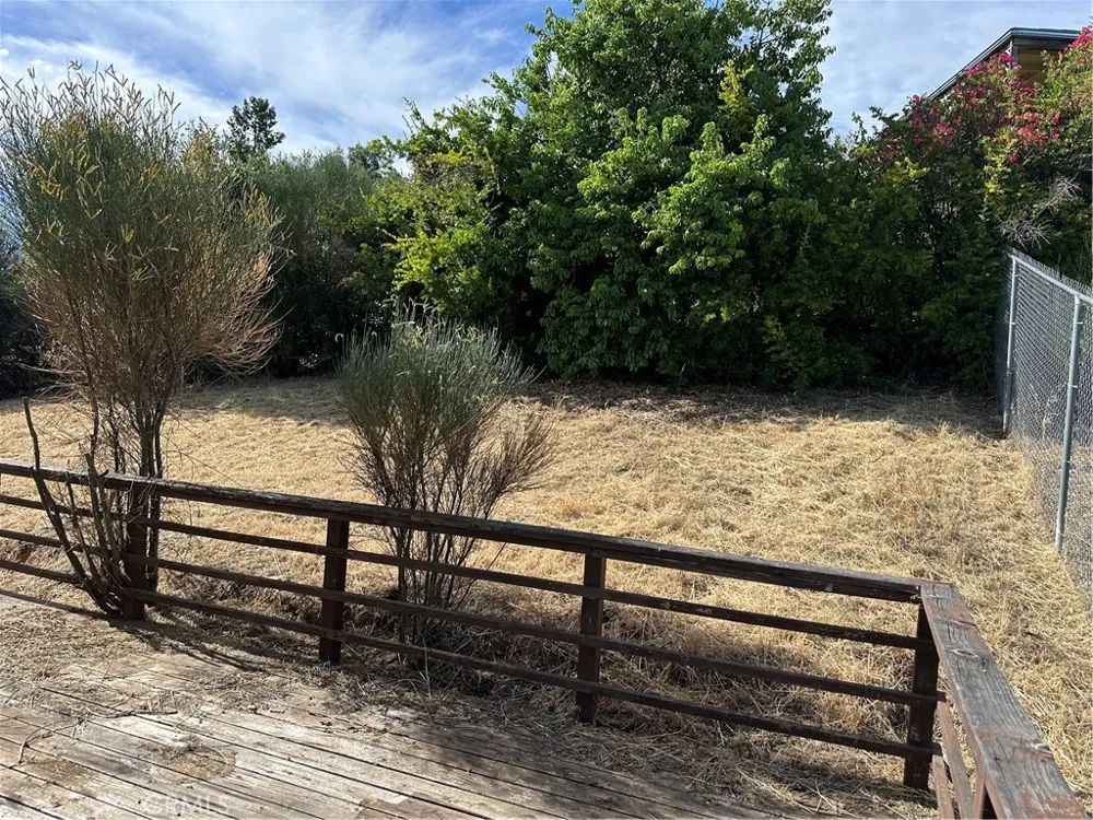 7172 Plumas Nice, CA 95464