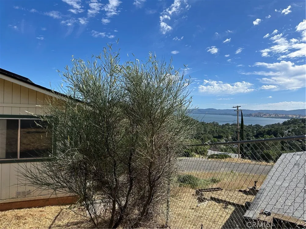 7172 Plumas Nice, CA 95464