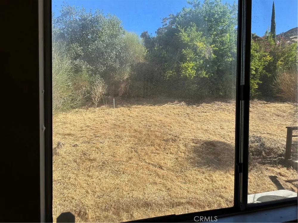 7172 Plumas Nice, CA 95464