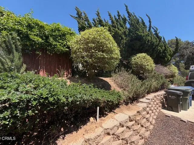 657 Dana Drive Santa Paula, CA 93060