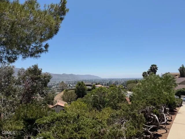 657 Dana Drive Santa Paula, CA 93060