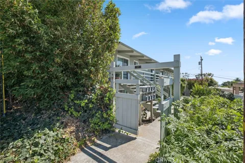 525 Catalina Street #D