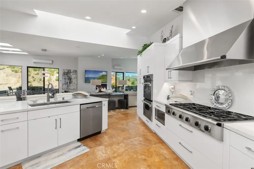 616 Bolsana Drive Laguna Beach, CA 92651