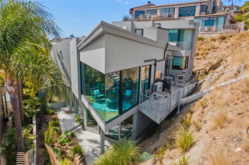 616 Bolsana Drive Laguna Beach, CA 92651