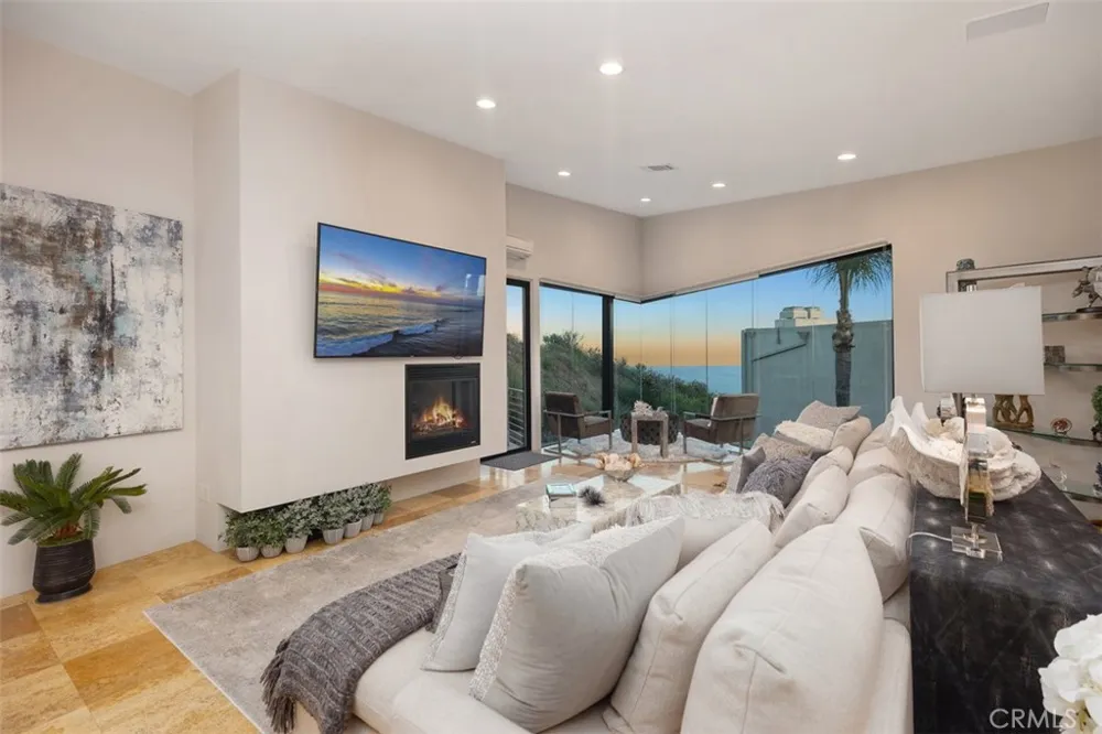 616 Bolsana Drive Laguna Beach, CA 92651