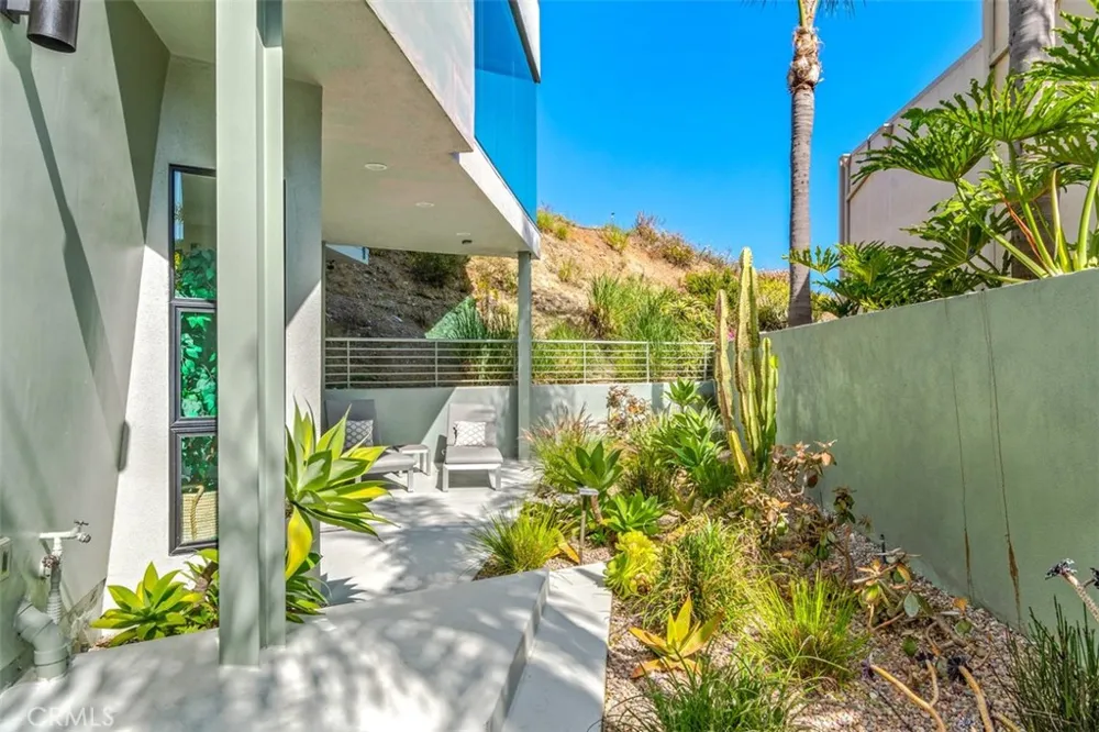 616 Bolsana Drive Laguna Beach, CA 92651