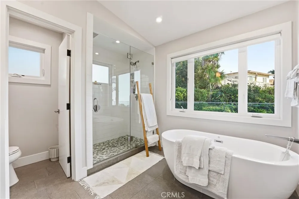 3078 Zell Laguna Beach, CA 92651