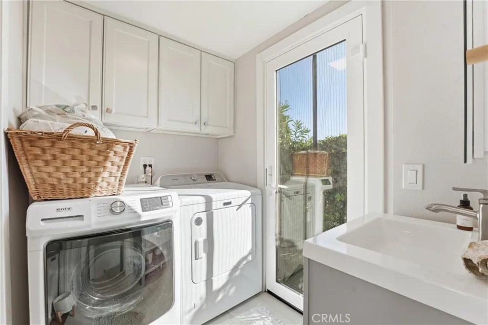 3078 Zell Laguna Beach, CA 92651