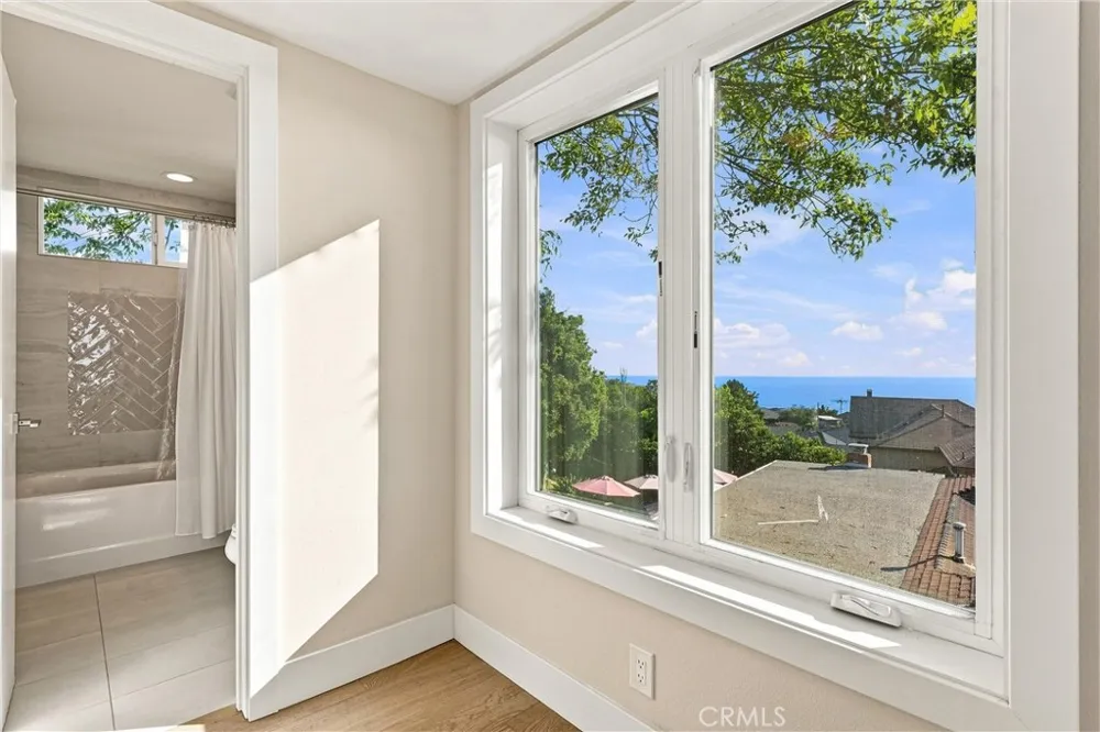 3078 Zell Laguna Beach, CA 92651