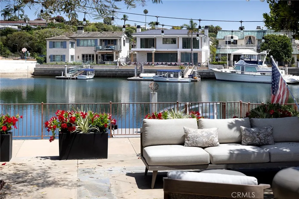 412 Evening Star Newport Beach, CA 92660