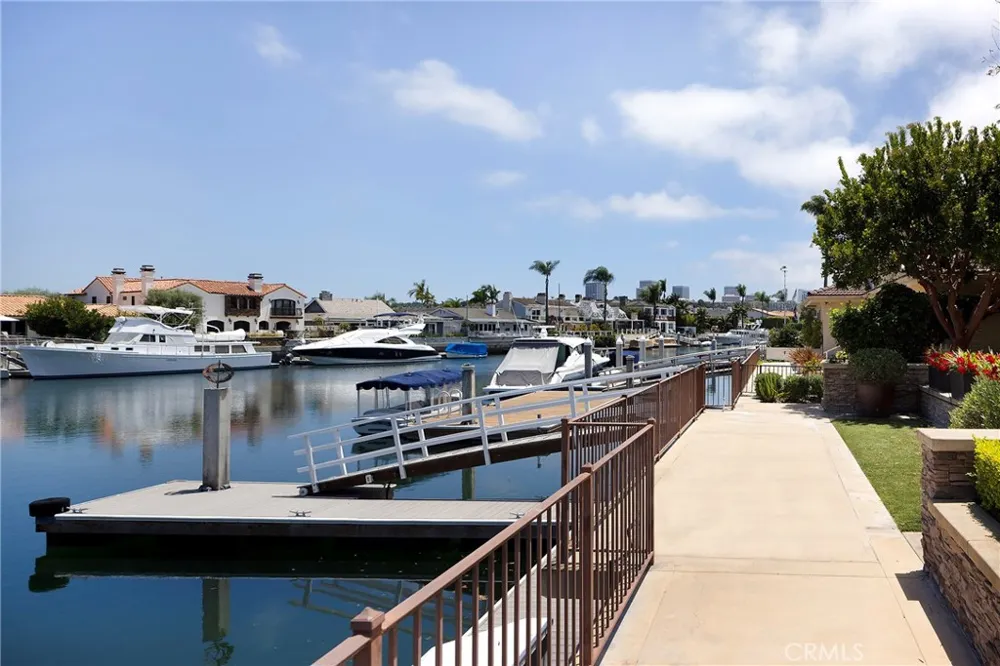 412 Evening Star Newport Beach, CA 92660