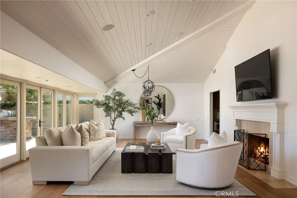 412 Evening Star Newport Beach, CA 92660