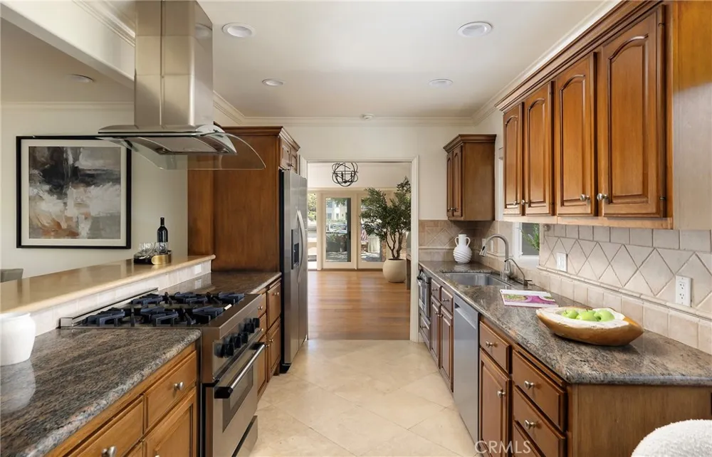 412 Evening Star Newport Beach, CA 92660