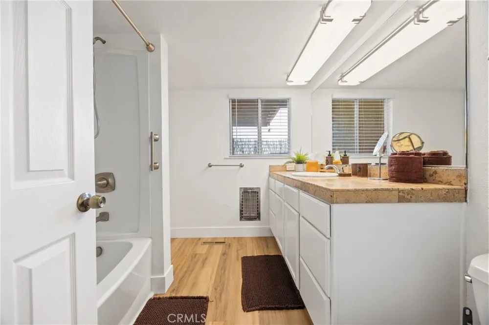 7433 Fairway Yucca Valley, CA 92284