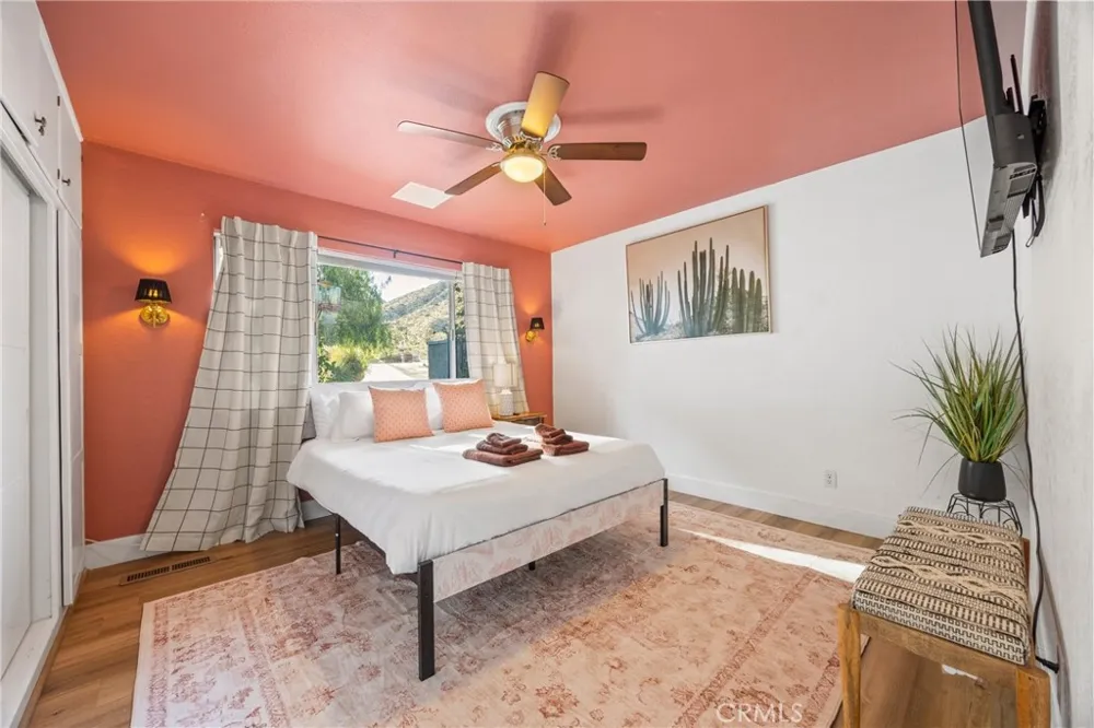 7433 Fairway Yucca Valley, CA 92284