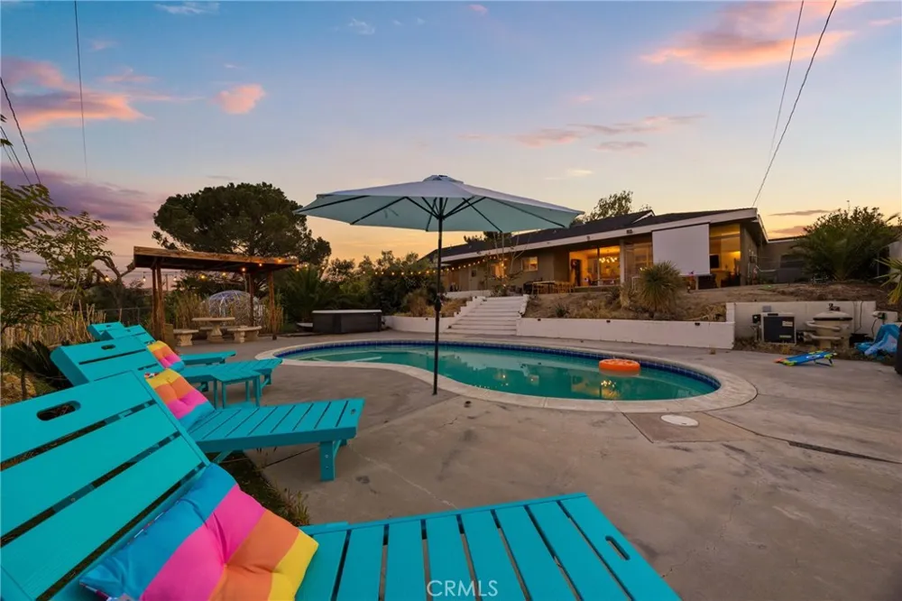 7433 Fairway Yucca Valley, CA 92284