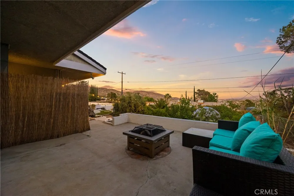7433 Fairway Yucca Valley, CA 92284