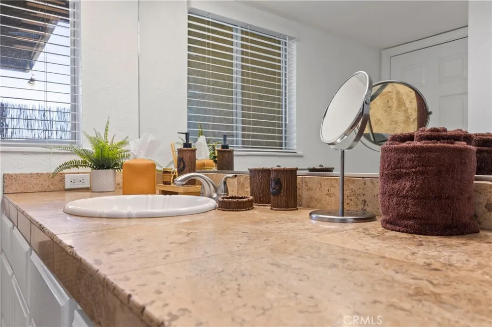 7433 Fairway Yucca Valley, CA 92284