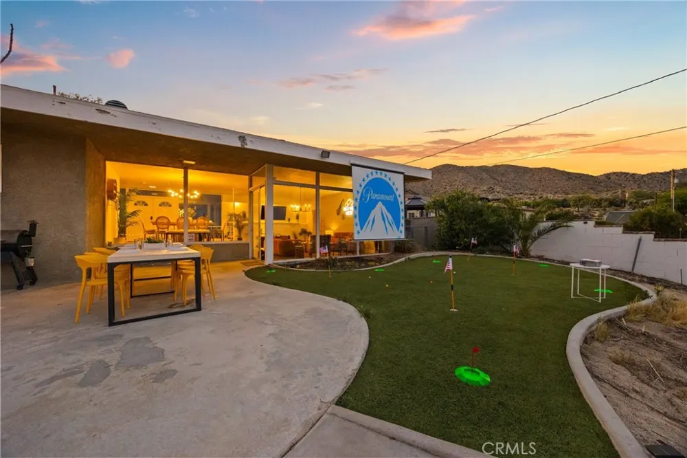 7433 Fairway Yucca Valley, CA 92284