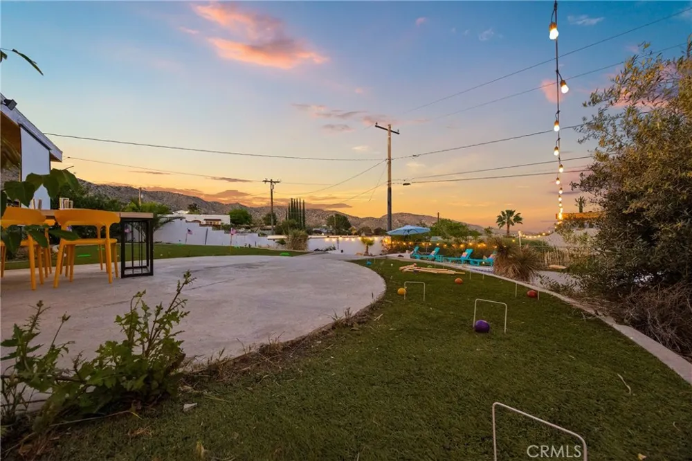 7433 Fairway Yucca Valley, CA 92284