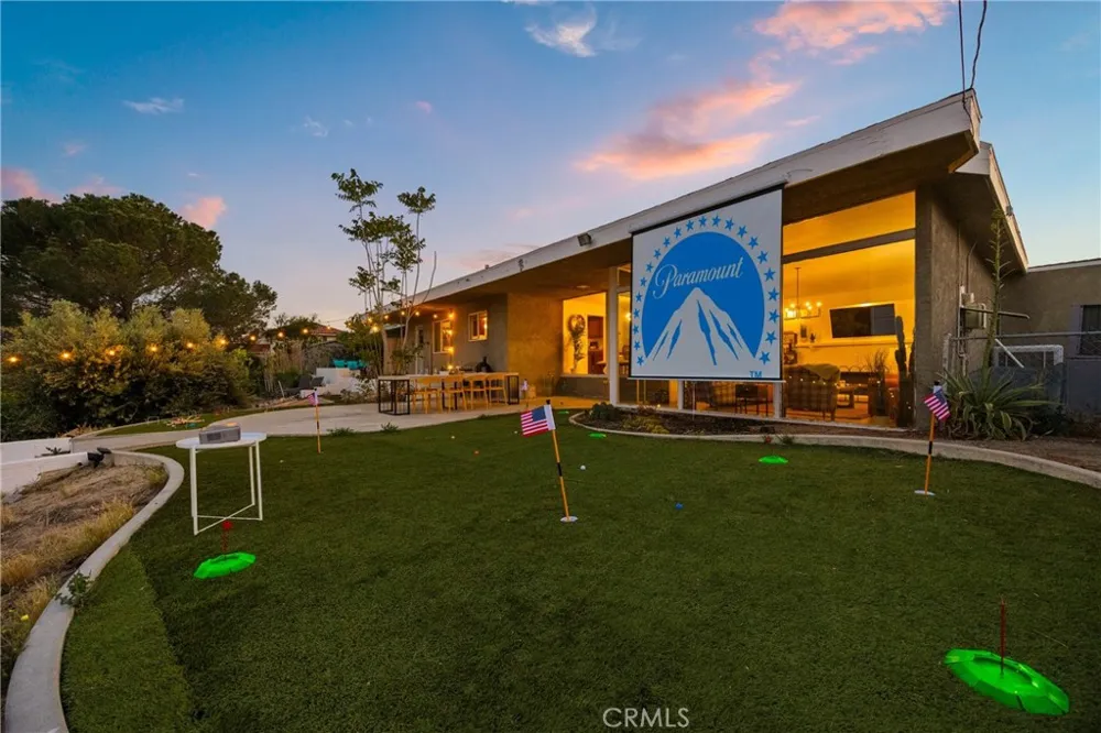7433 Fairway Yucca Valley, CA 92284