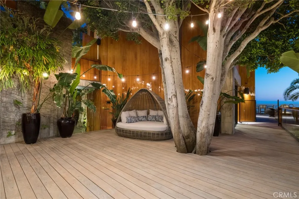 100 Rockledge Road Laguna Beach, CA 92651
