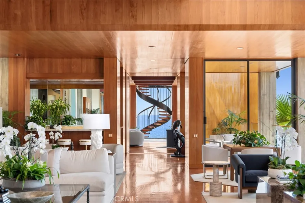 100 Rockledge Road Laguna Beach, CA 92651