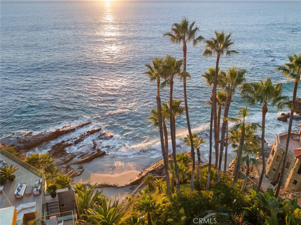 100 Rockledge Road Laguna Beach, CA 92651