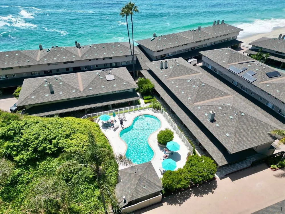 102 Blue Lagoon Laguna Beach, CA 92651