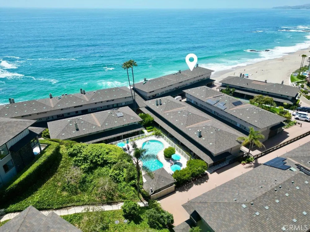 102 Blue Lagoon Laguna Beach, CA 92651