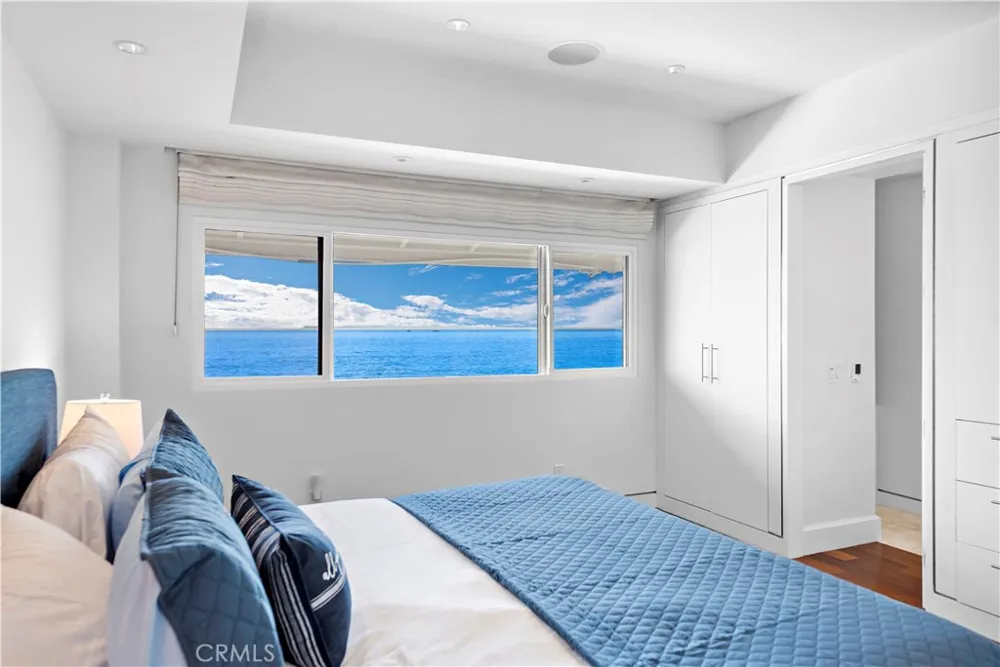 102 Blue Lagoon Laguna Beach, CA 92651
