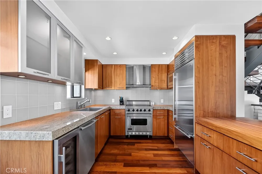 102 Blue Lagoon Laguna Beach, CA 92651