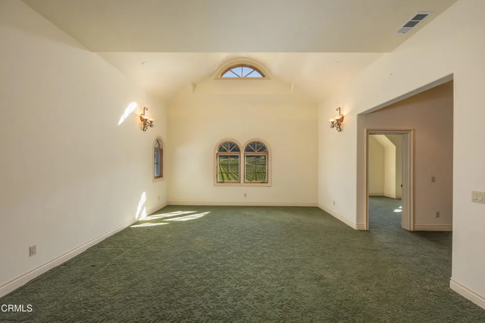 8669 Santa Rosa Road Buellton, CA 93427